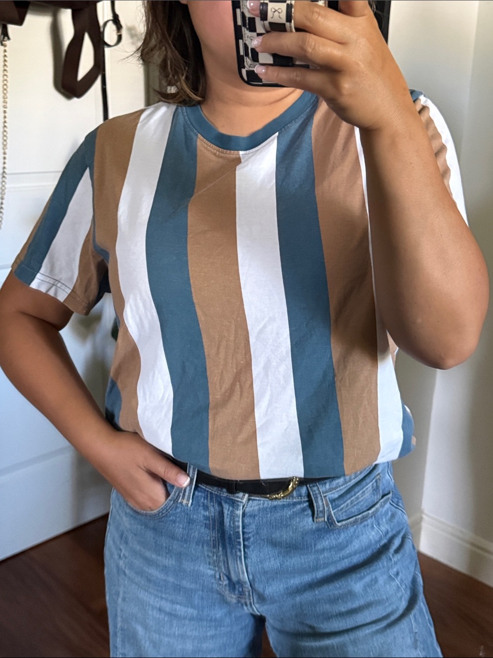 GUESS Unisex Multicolor Pastel 100% cotton Striped Tee. M - Picture 8 of 8